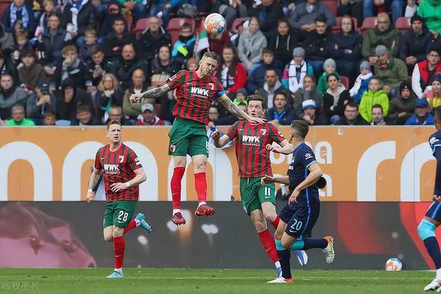 西甲-拉菲尼亚双响德容破门 巴萨5-1马略卡